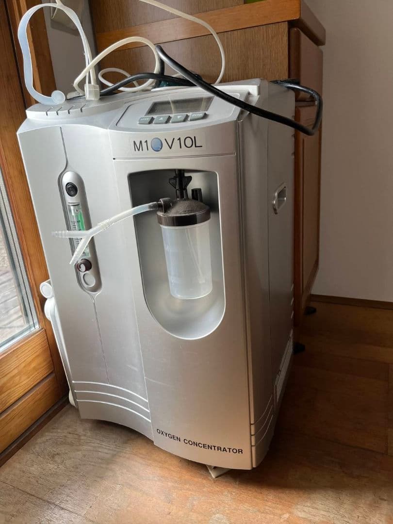 濃縮酸素発生器 M102-V10L KMC