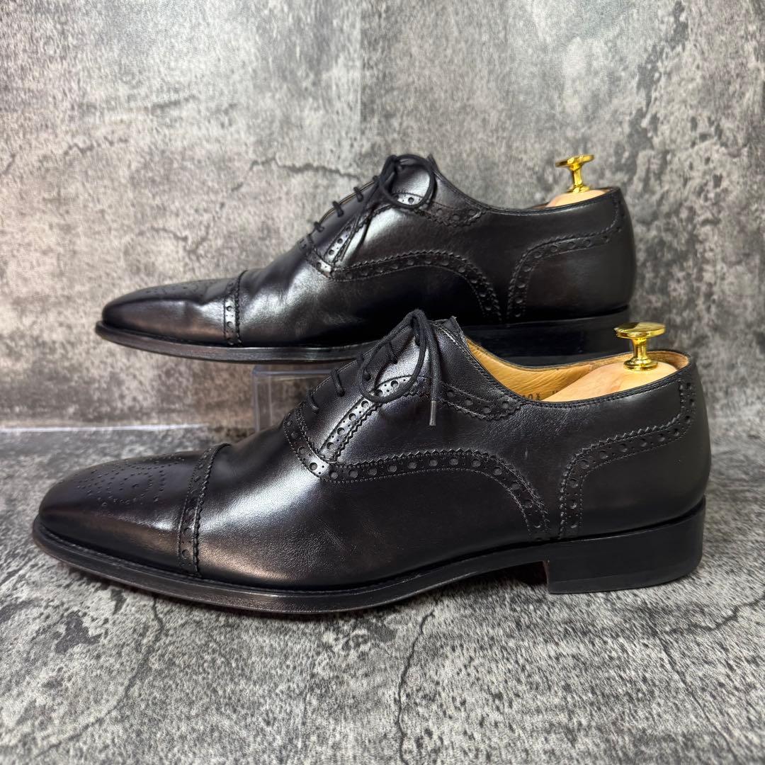 【美品】マグナーニ メダリオン ストレートチップ 10.5 ブラック レザー