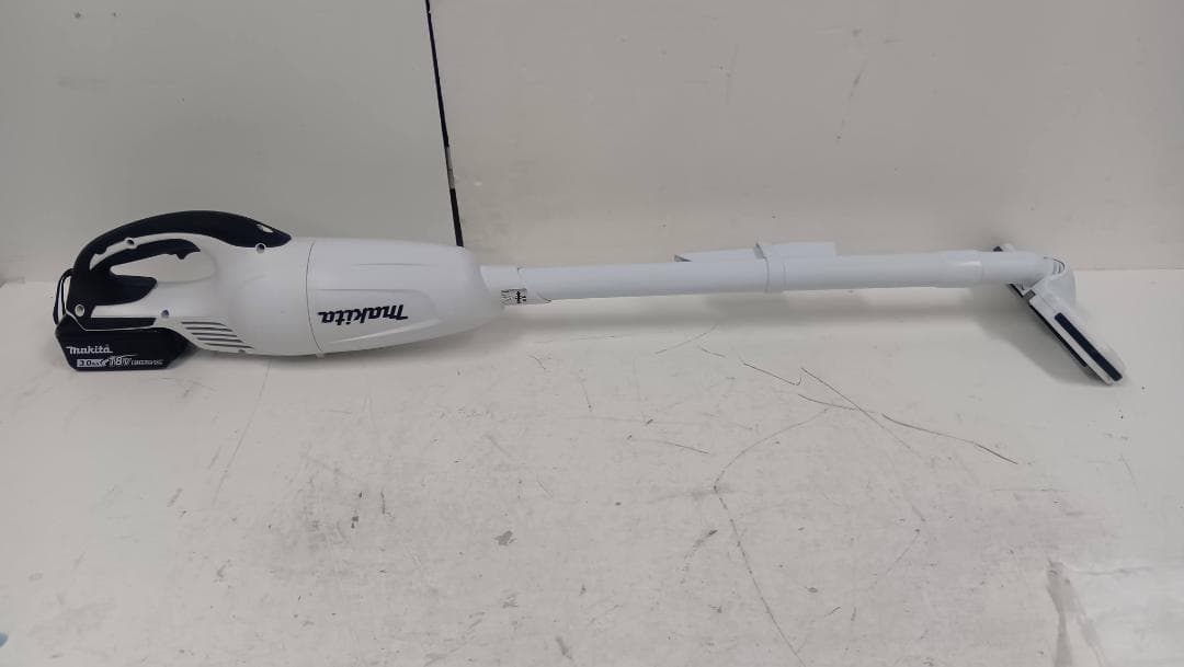 【完動品】makita マキタ 充電式クリーナ CL180FD