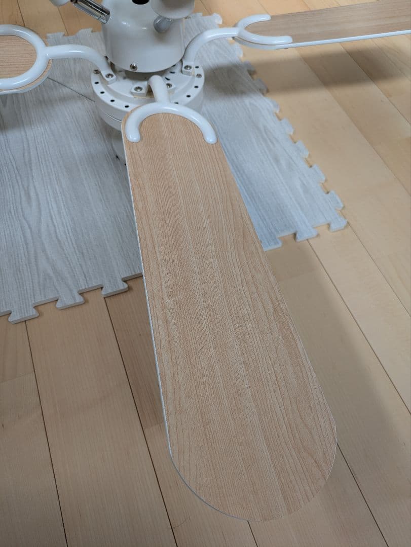 美品 シーリングライト シーリングファン リモコン付き LED対応 照明4灯