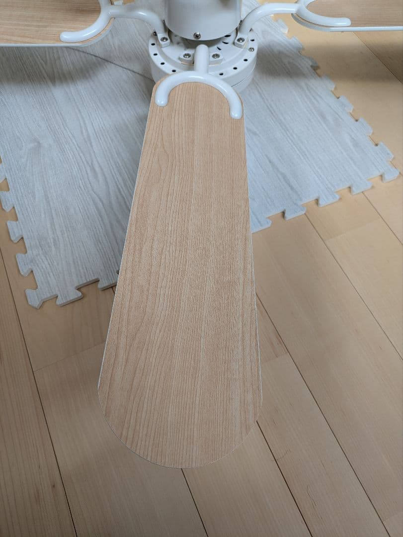 美品 シーリングライト シーリングファン リモコン付き LED対応 照明4灯