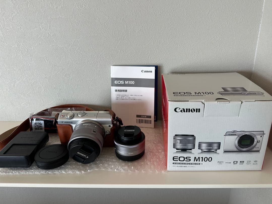 【超美品】キヤノン EOS M100 ダブルレンズキット ホワイト