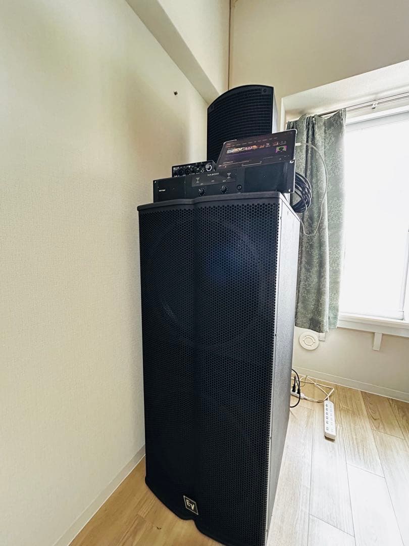 Electro Voice TX2181 デュアル18″パッシブサブウーファー