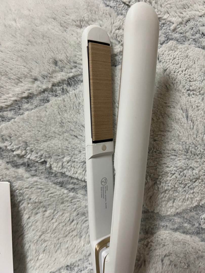 KINUJO ★美品ストレートヘアアイロン