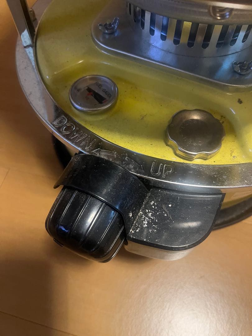 ⭐︎ レア色♡かわいい黄色　石油ストーブ WKH-3100G タンク5.3L