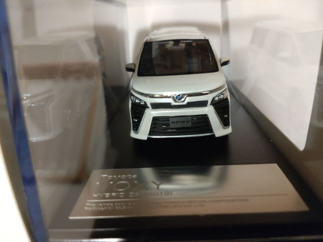 た*つ様 ハイ・ストーリー トヨタ VOXY(ヴォクシー) ミニカー 1/43