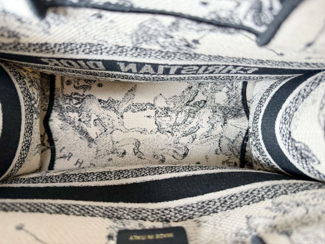 極美✨ ディオール ブックトート スモールバッグ ゾディアック エンブロイダリー