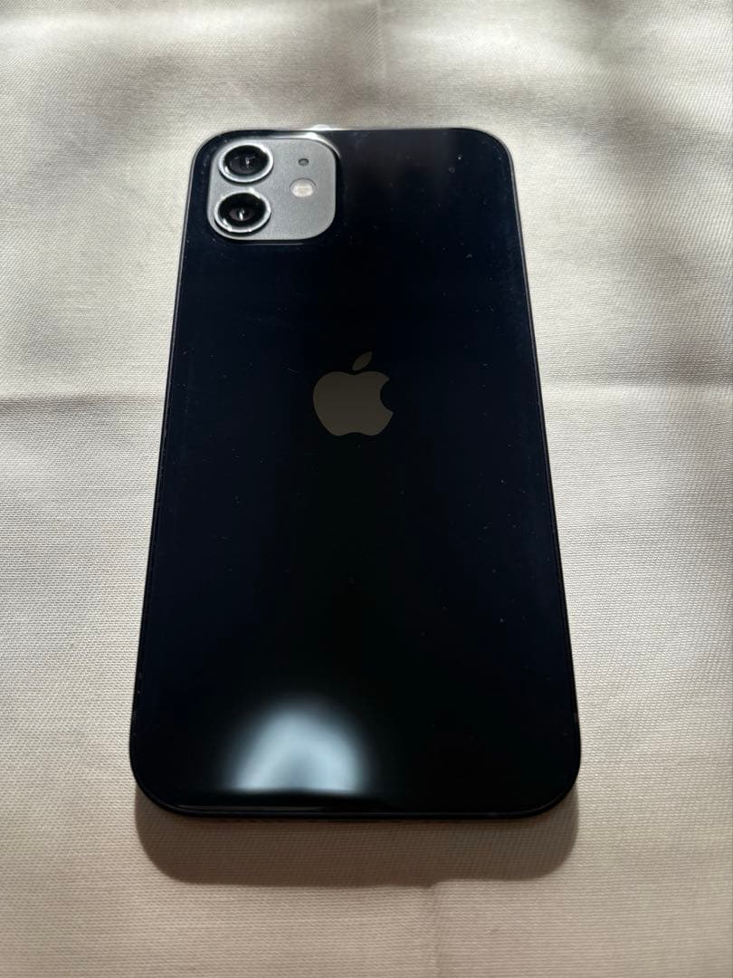 Apple iPhone 12 ブラック　本体 64GB 箱付き　美品