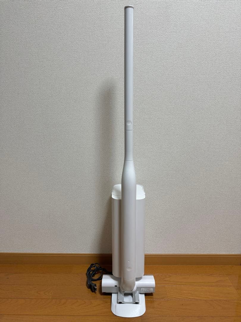 Panasonic コードレス 掃除機 MC-NS10K 22年製　動作保証