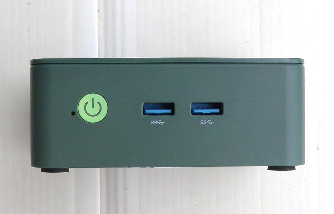 GMKtec NucBox G3 ミニPC