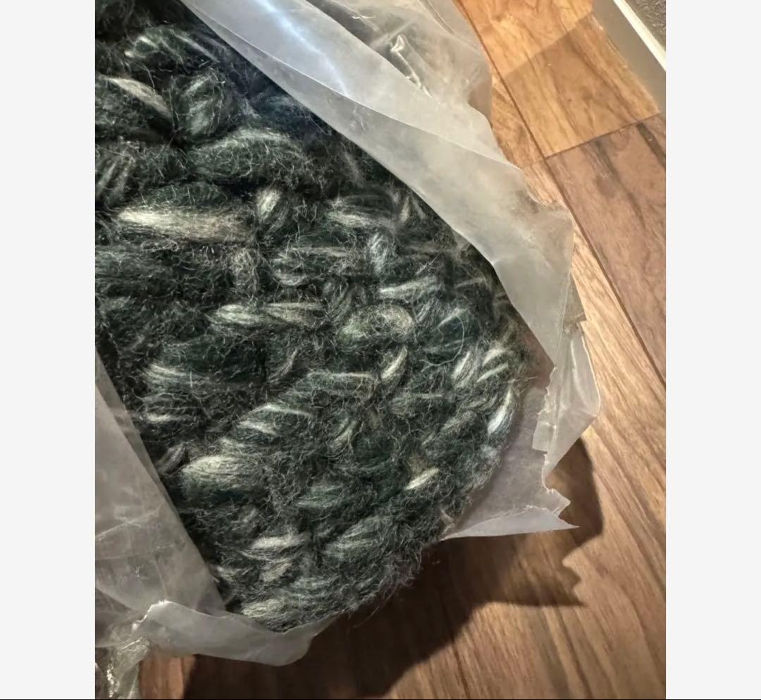 IKEA 新品　ダークグリーン 織り物ラグ