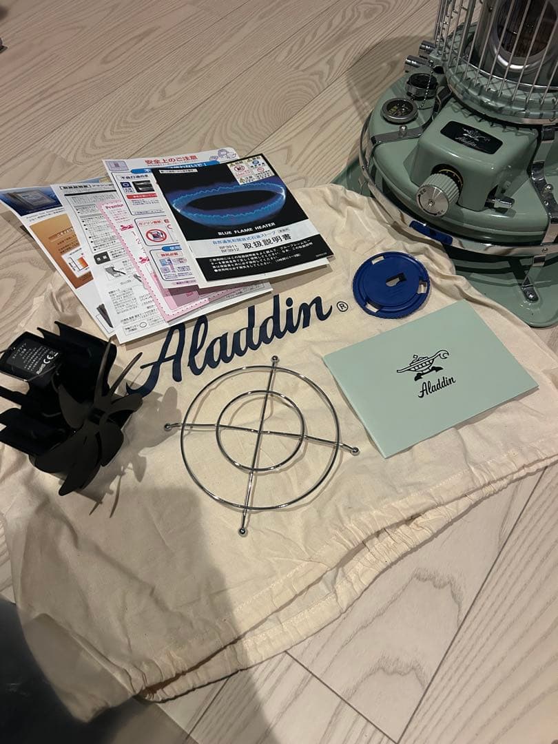 アラジン　石油ストーブ