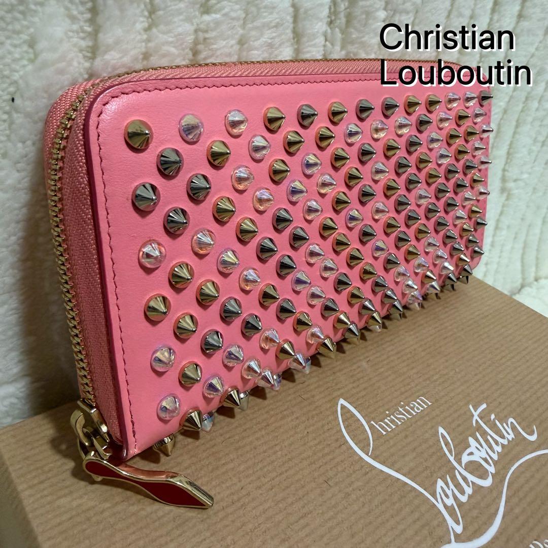 ✨️極美品✨️クリスチャンルブタン スタッズ ラウンドジップ 長財布 レザー ピンク
