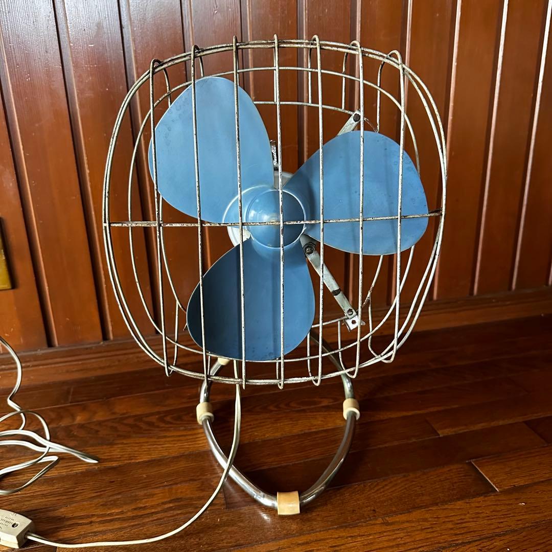 昭和レトロ　扇風機　富士電機　サイレントファン　角形　四角　希少　稼働します