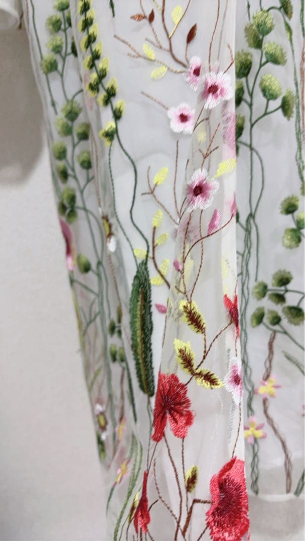 極美品　英国王室御用達オースチンリード AUSTIN REED 花柄総刺繍ワンピ