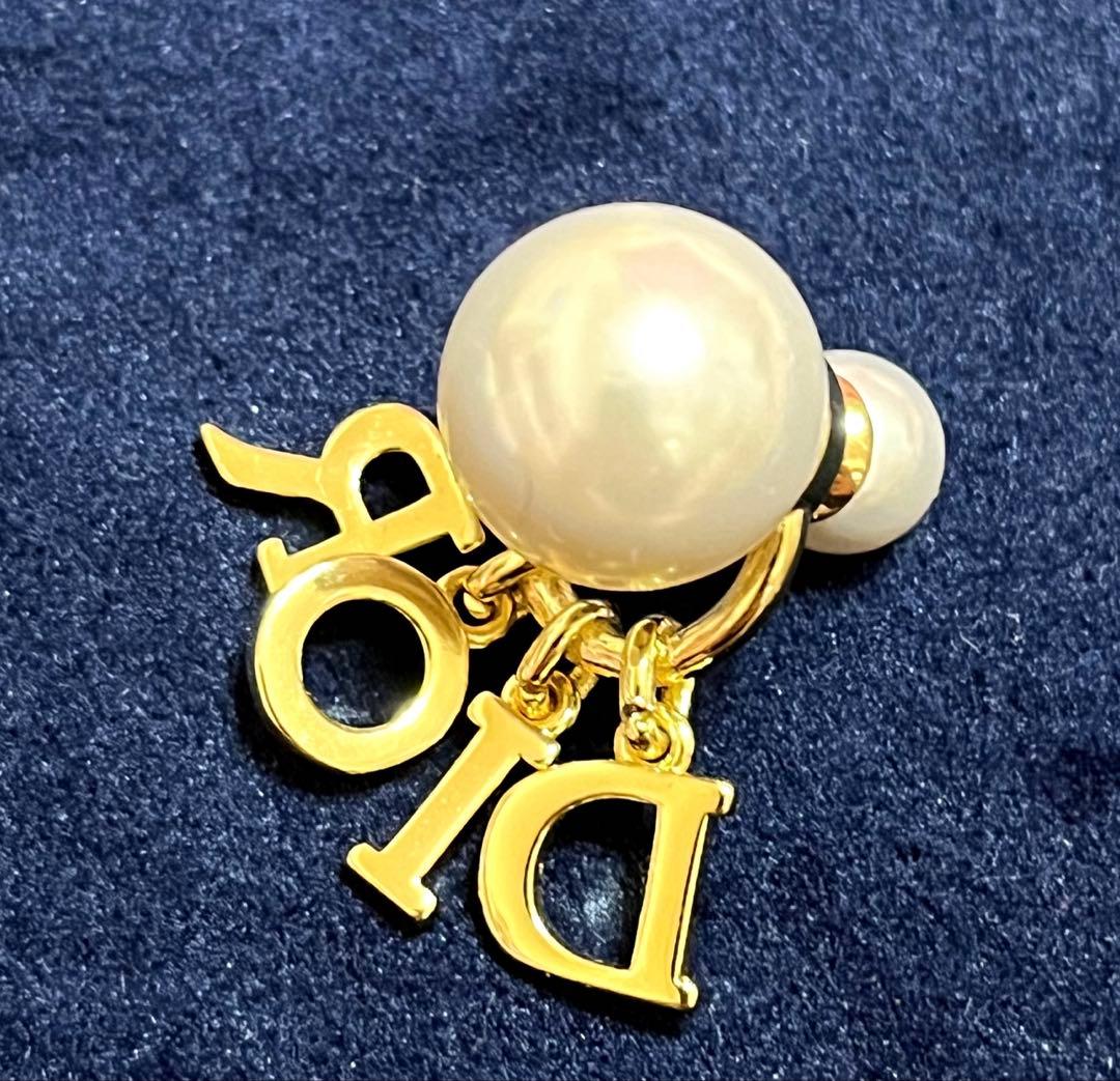 Christian Dior ピアス　トライバル　パール　ストーン　ゴールド