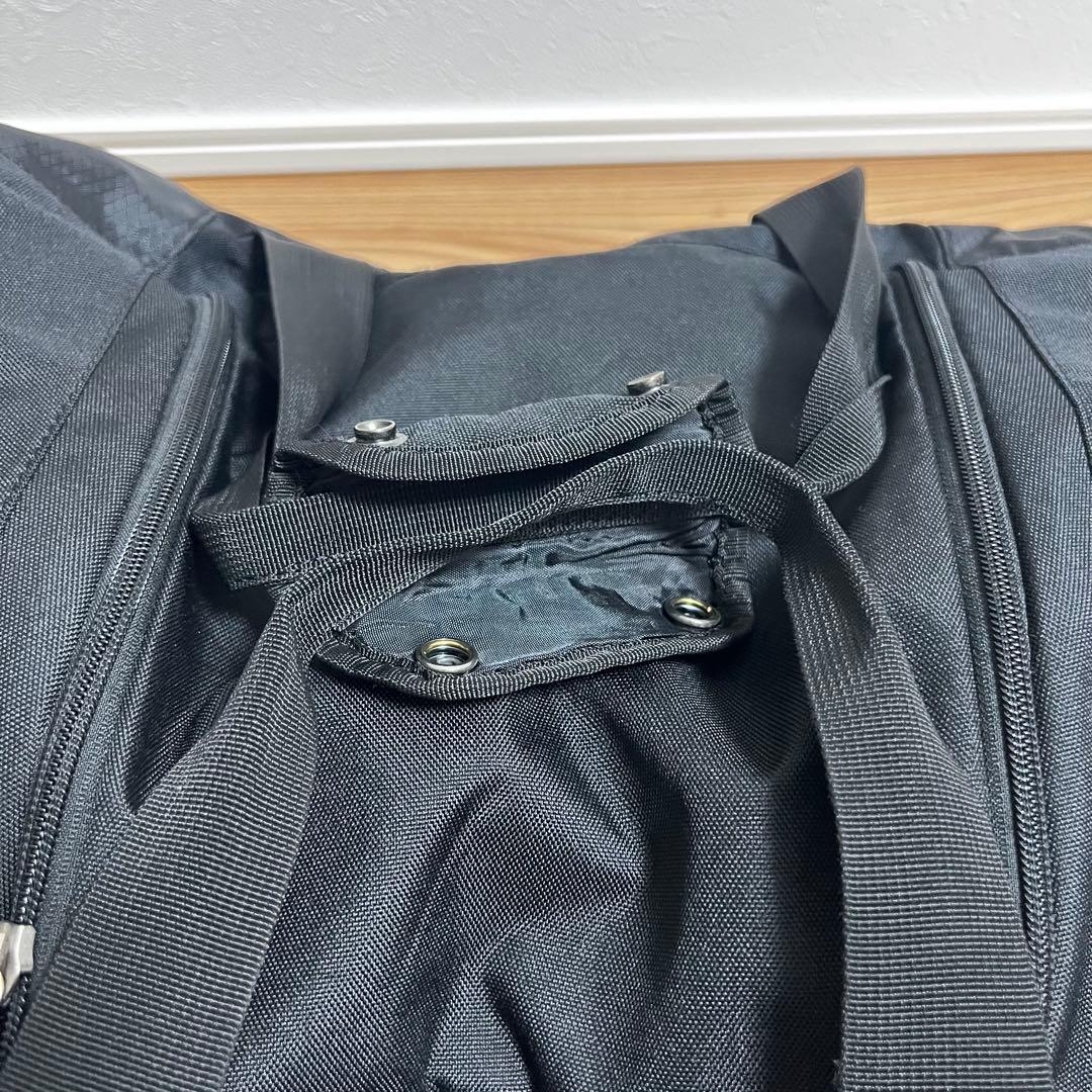 Oakley ブラック ボストンバッグ