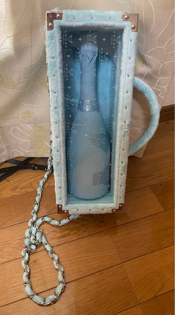 【未開栓】シャンパン エンジェルドゥミセックブルー ファータイプ