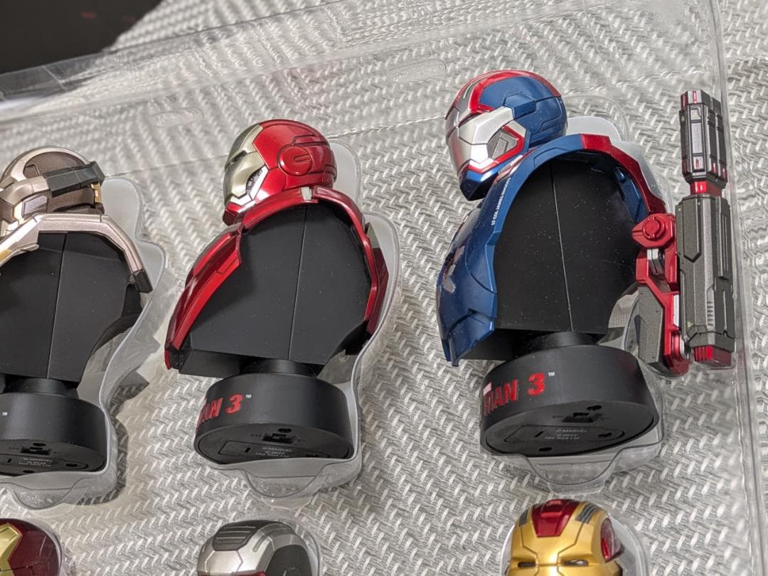 アイアンマン3 デラックスセット バスト8体セット ホットトイズ