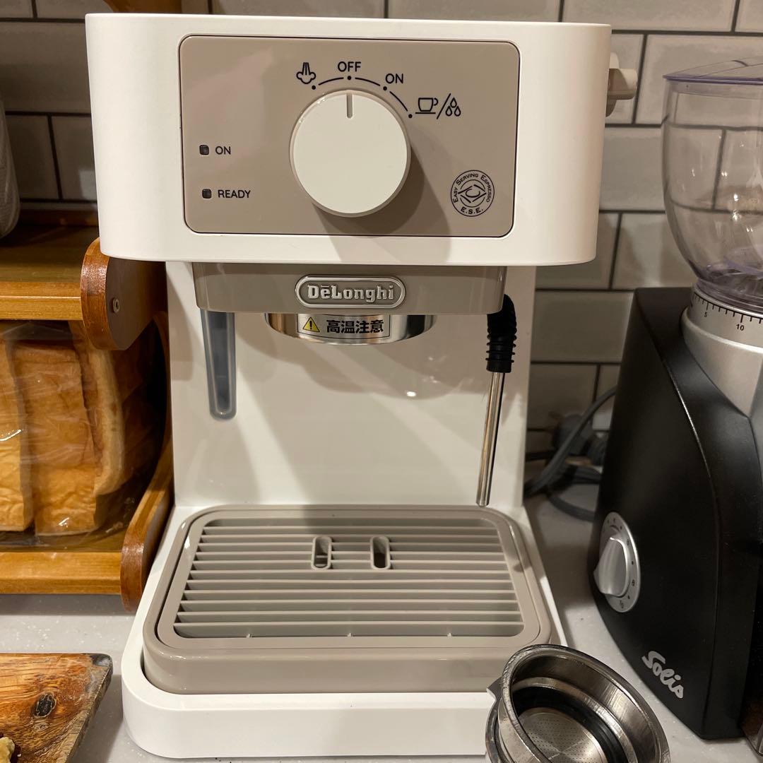 DeLonghi スティローザ　エスプレッソマシン　新色