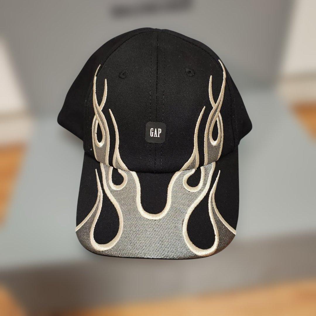 YEEZY × GAP ENGINEERED BY BALENCIAGA