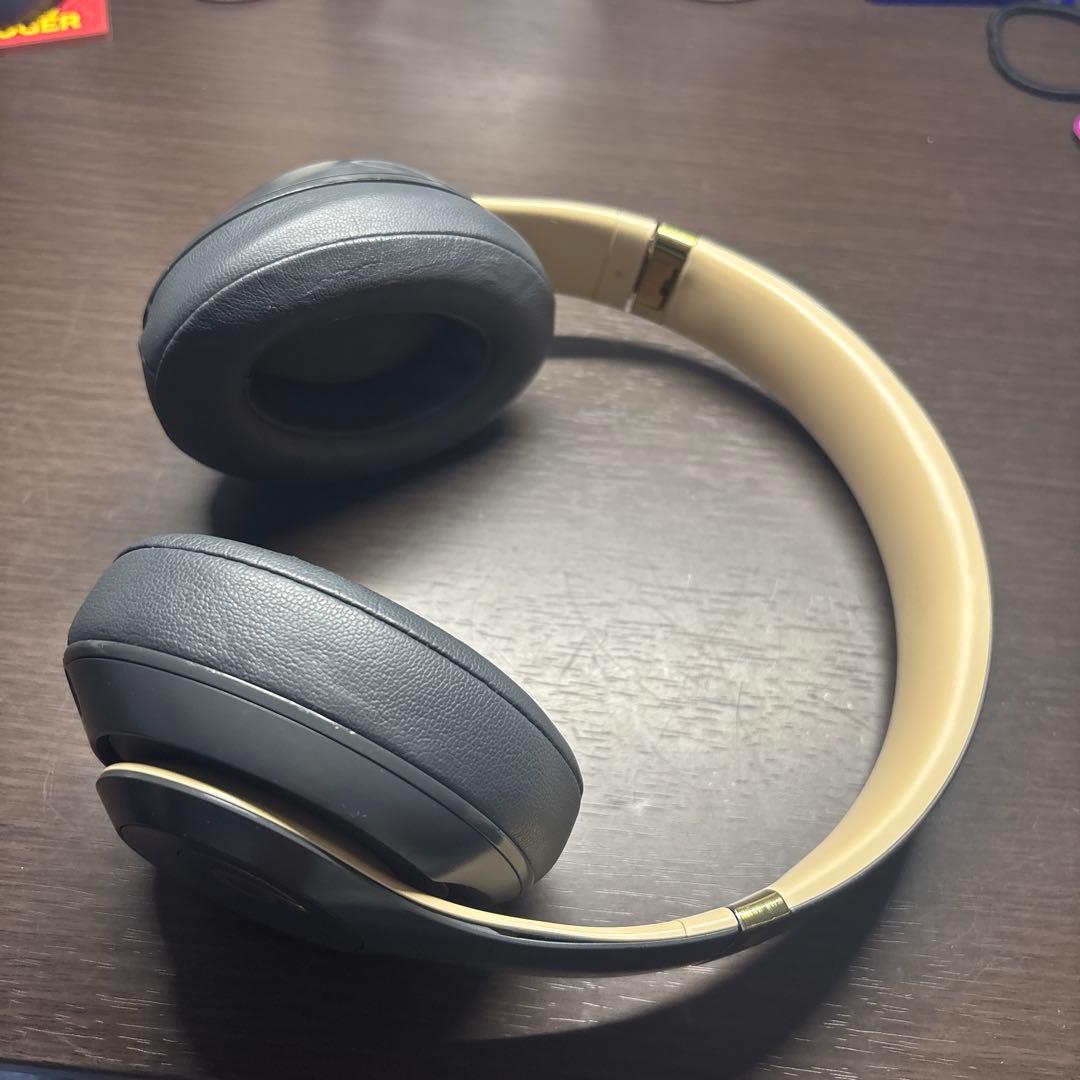 ヘッドホン beats studio3