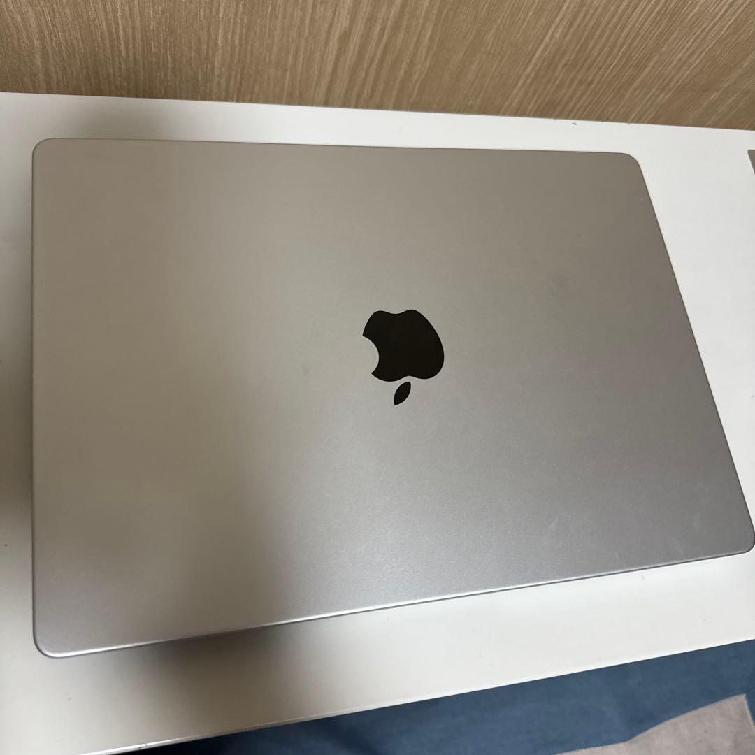 MacBook本体 2021 MacBook Pro M1 Pro 16GB 512GB
