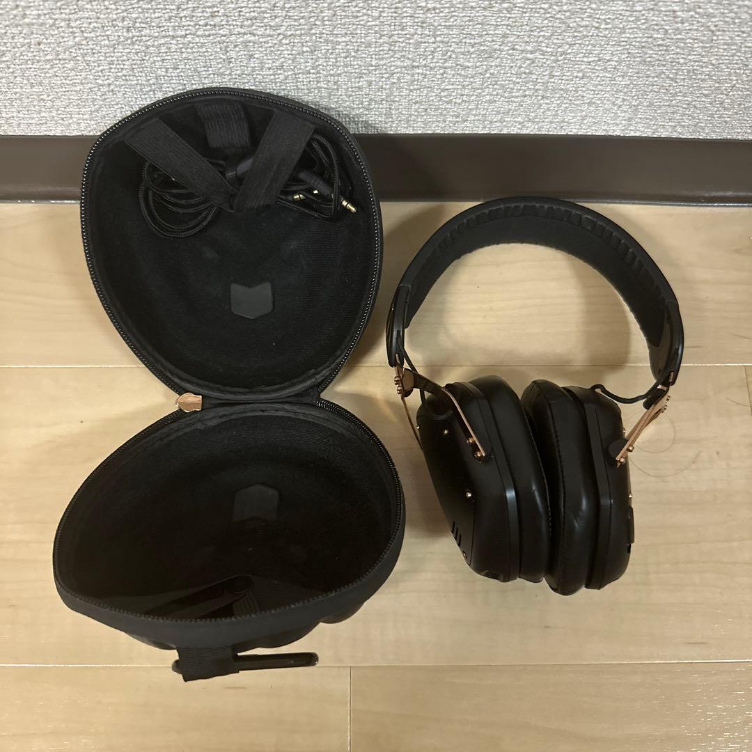 ヘッドホン V-Moda