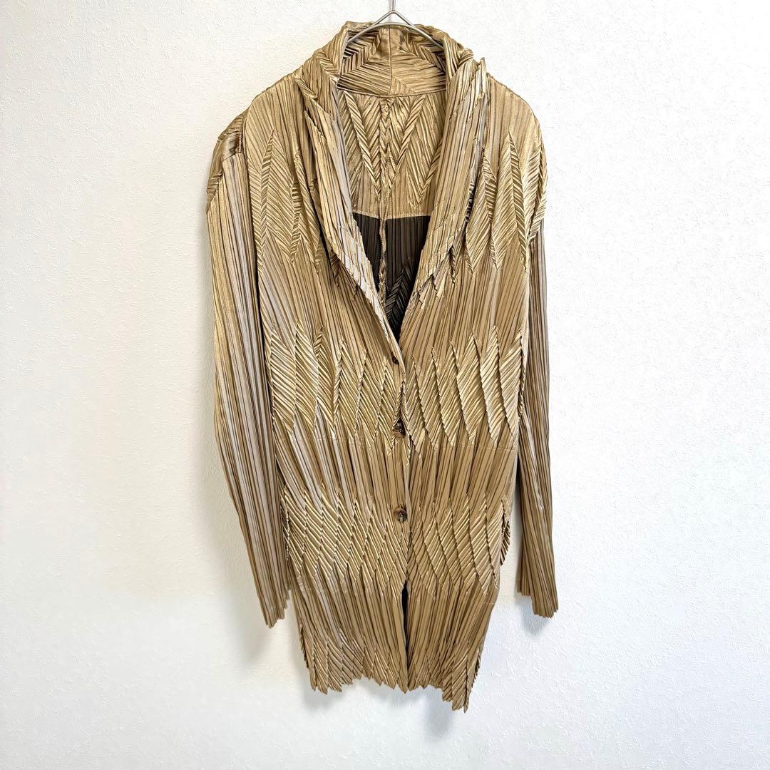 極美品✨ISSEY MIYAKE 変形　立体　プリーツ　ジャケット　ゴールド