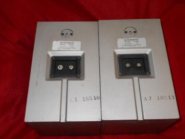 値下げ◆Pioneerパイオニア　S-X20　金属の塊の如き容姿端麗　スピーカー