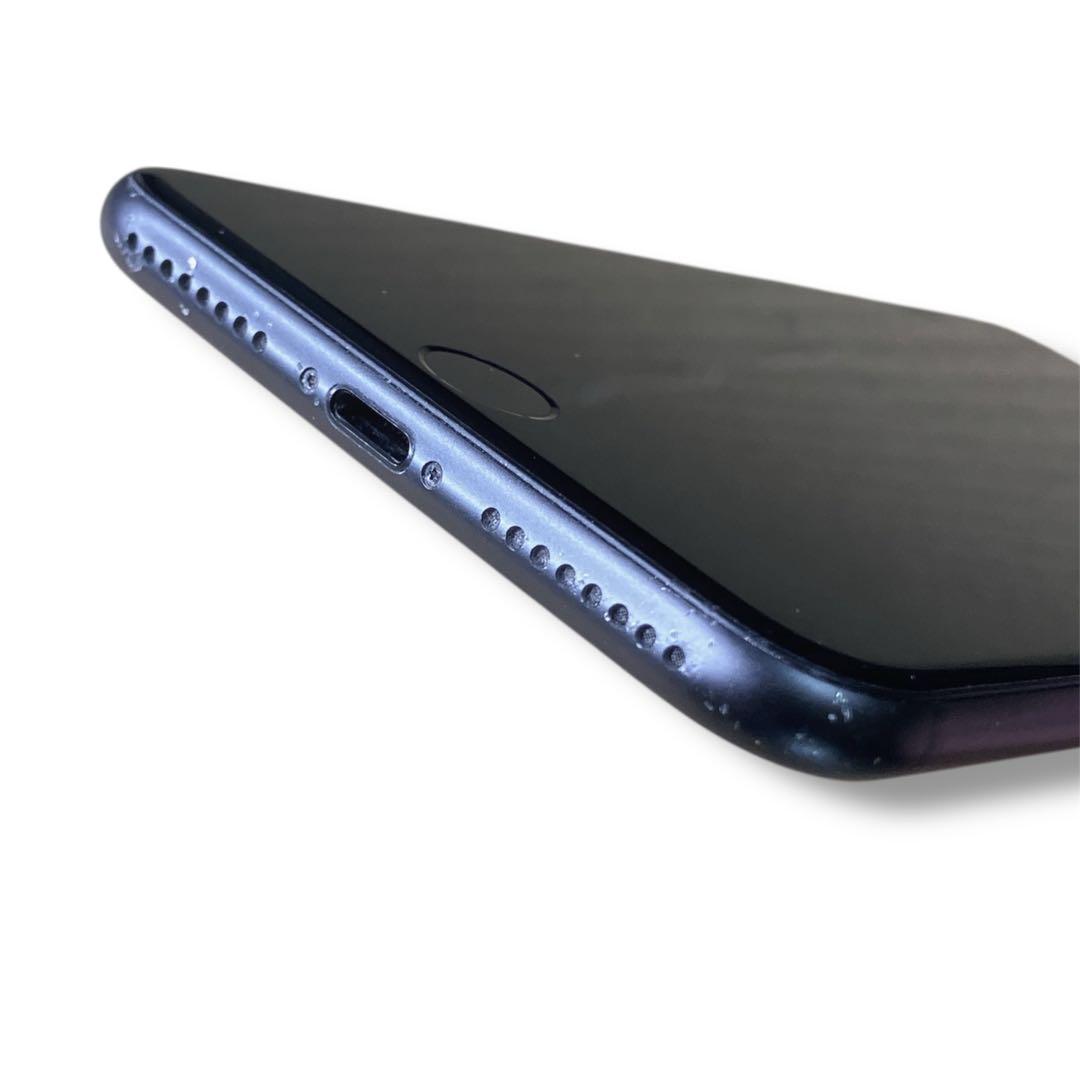 Apple iPhone 8 plus スペースグレイ64GB