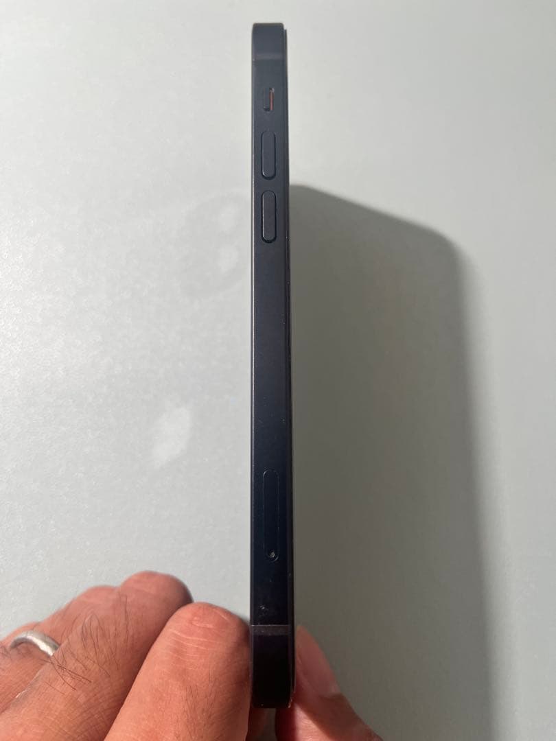 Apple iPhone 12 ブラック 64GB 本体 箱なし