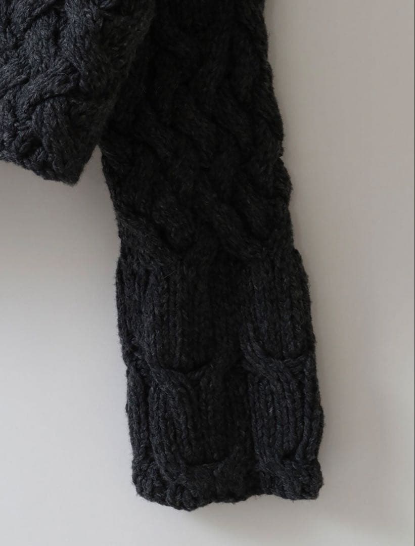 HER. 未使用 ハンドニットカーディガン チャコール エトレ