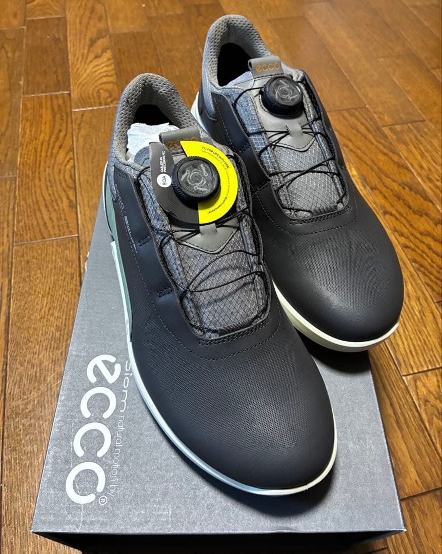 新品激安　なんと40%引　ECCO ゴルフシューズ BOA