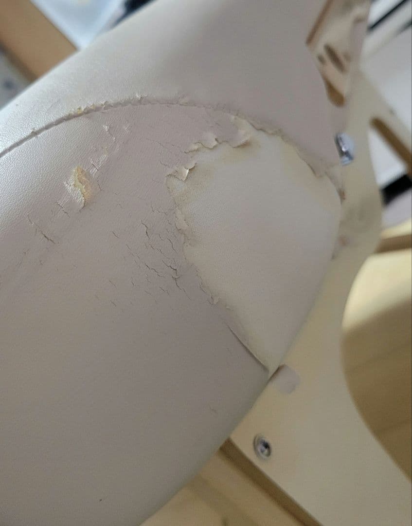 お値下げ中!　フォンタナ　ベッド　マッサージ　エステ　折り畳み