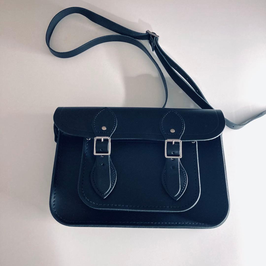 サッチェルバッグ　レディース メンズ　ショルダーバッグ　　ミニマル　コンパクト