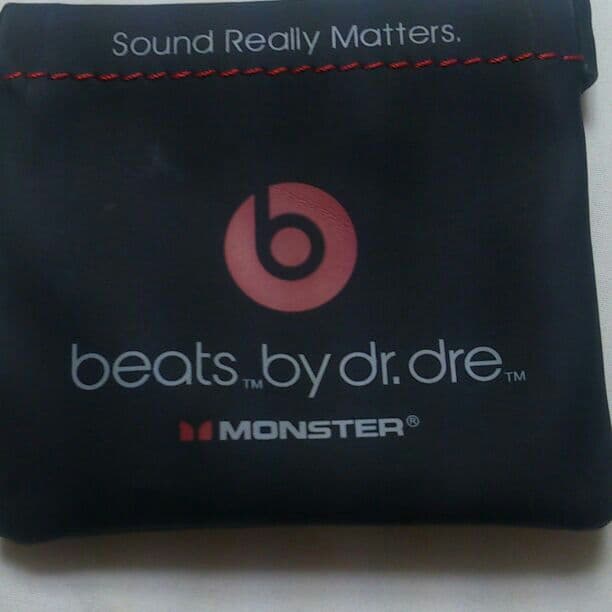 ビーツイヤホン