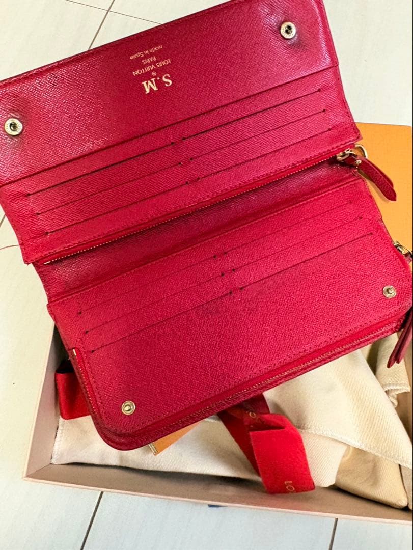 ルイヴィトン　モノグラム　ジッピーウォレット　フリンジ