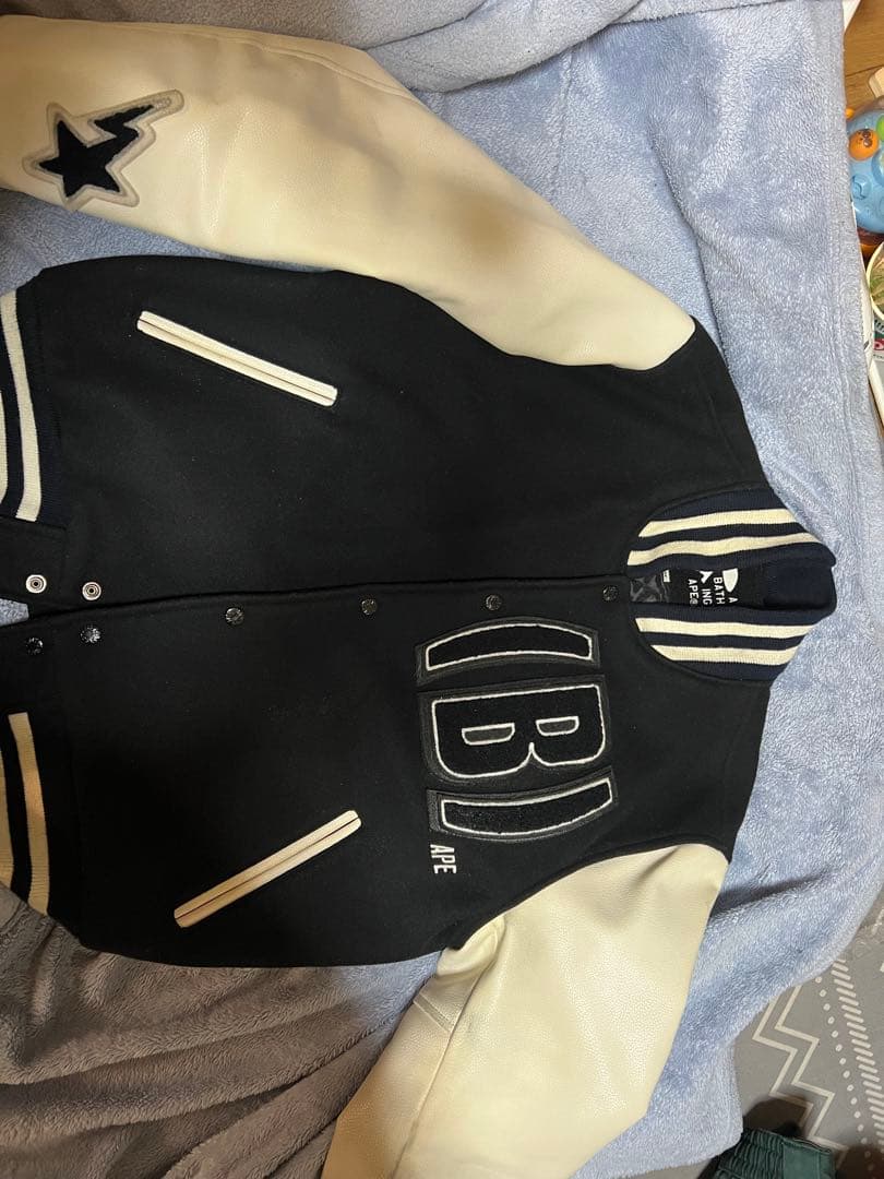 アベイシングエイプ スタジャン