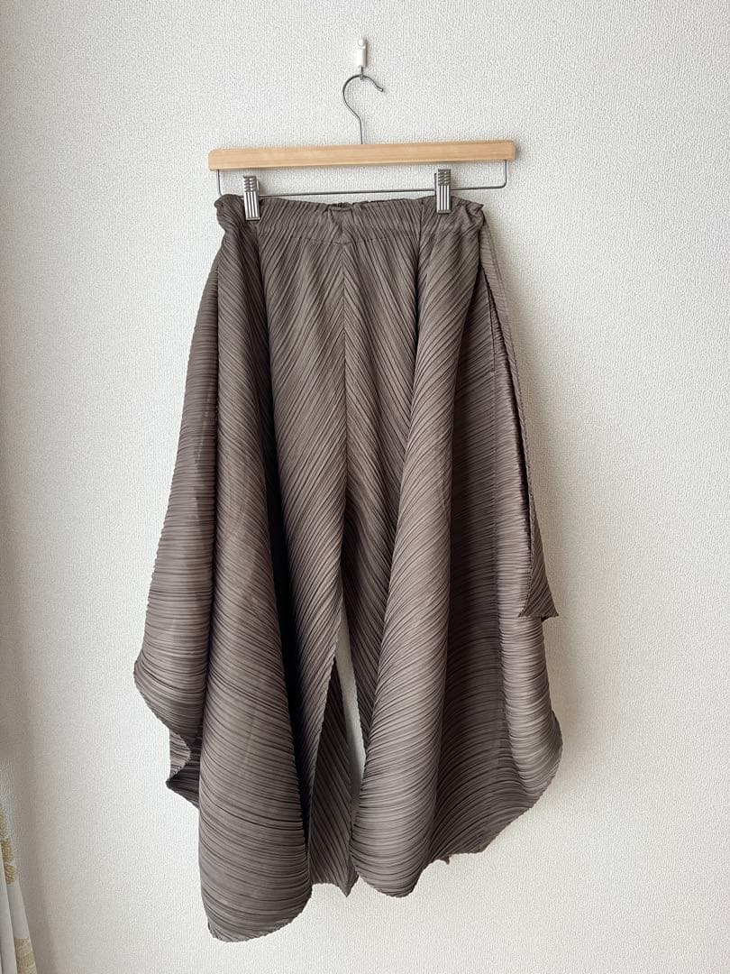 イッセミヤケ　プリーツプリーズ