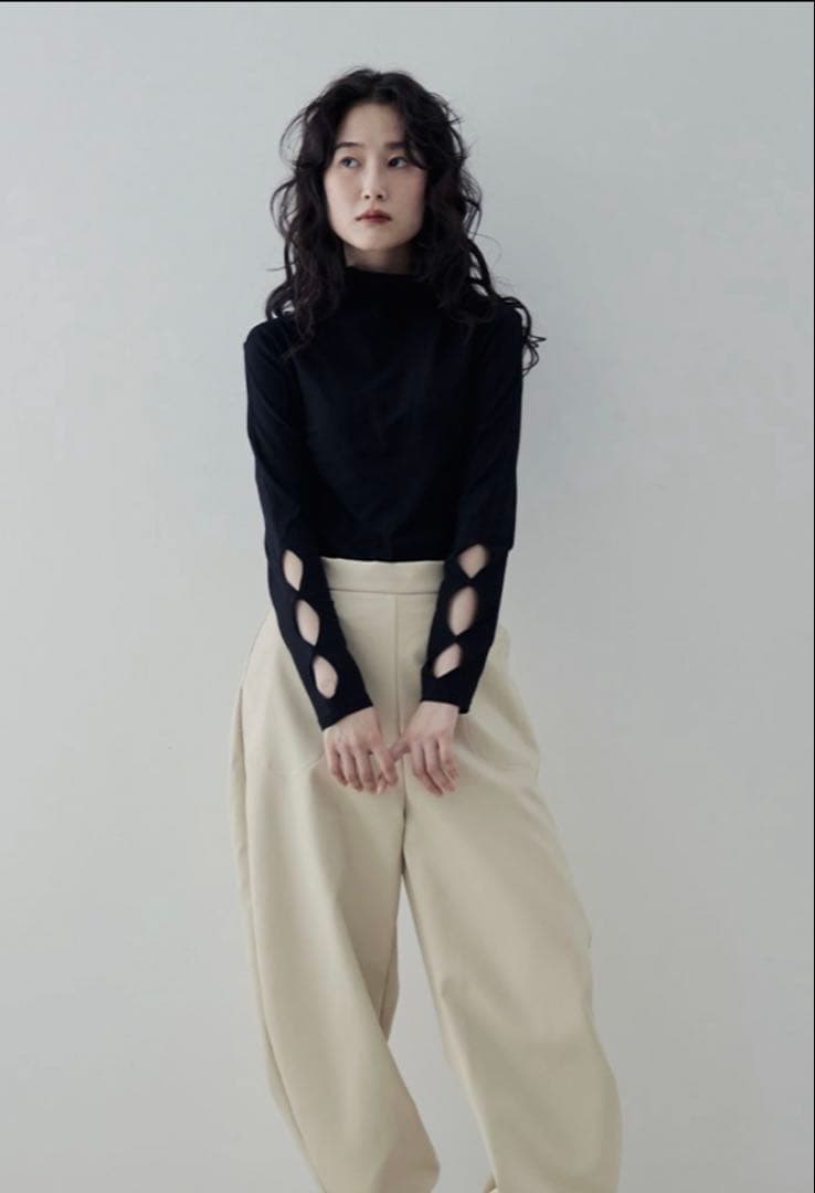 meer メーアSLEEVE HOLE TURTLETOP スリーブホールロンT