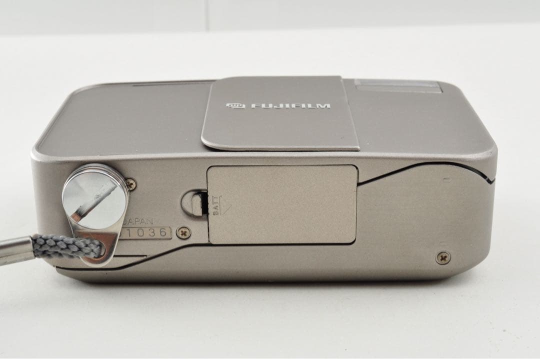 FUJIFILM CARDIA mini TIARA ティアラ フイルムカメラ