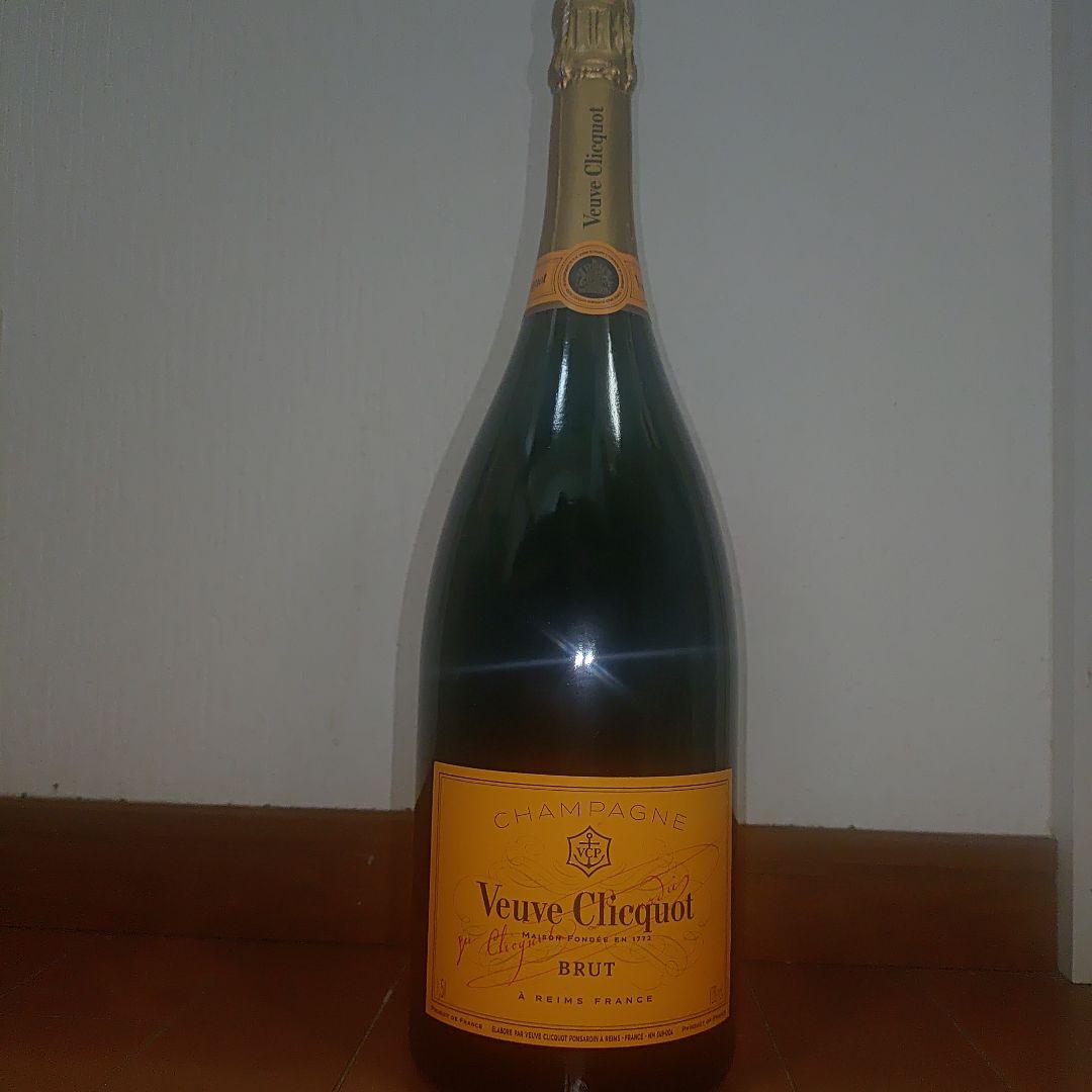 ヴーヴクリコ Veuve Clicquot Brut シャンパン 1500ml