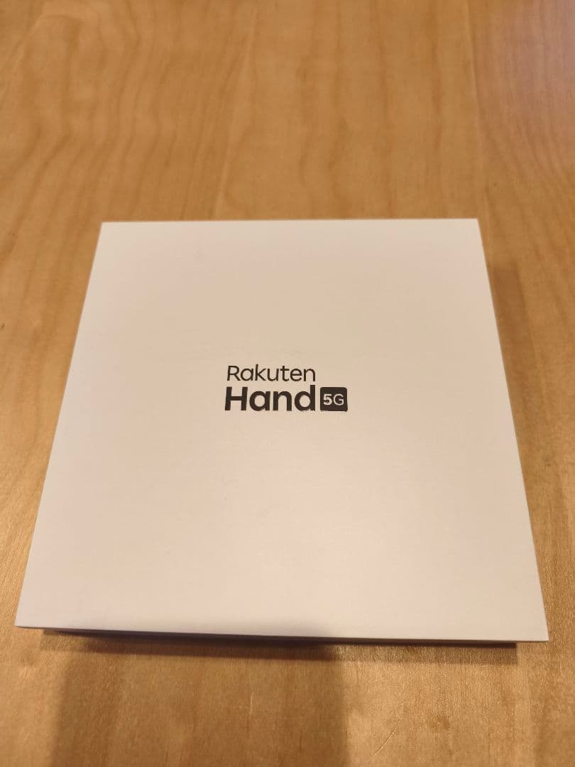 Rakuten Hand 5G 本体　楽天ハンド5g　クリアケース付