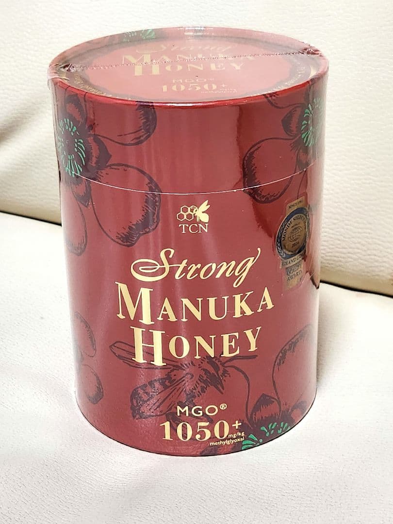 ストロング マヌカハニー MGO 1050+ 定価37,000円