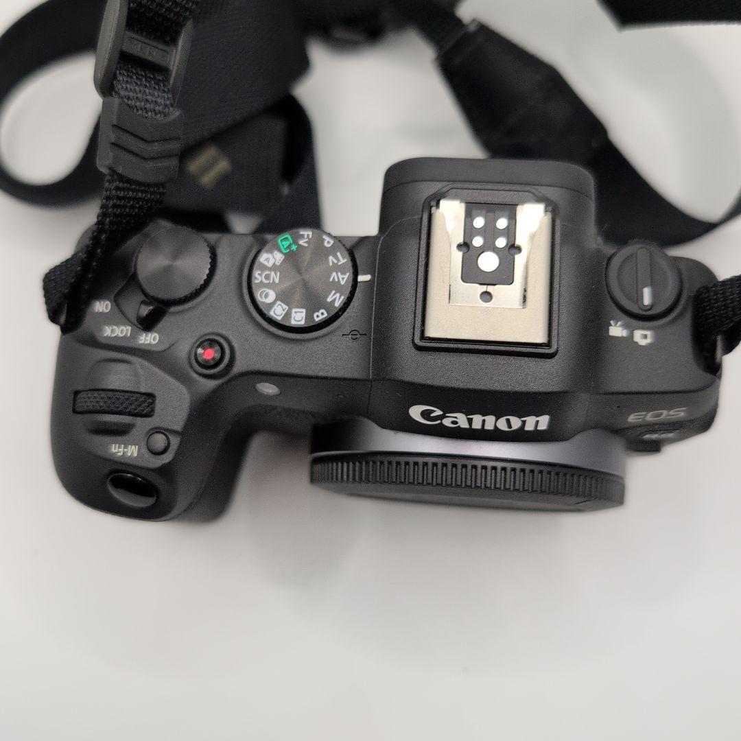 Canon EOS R8 ミラーレスカメラ