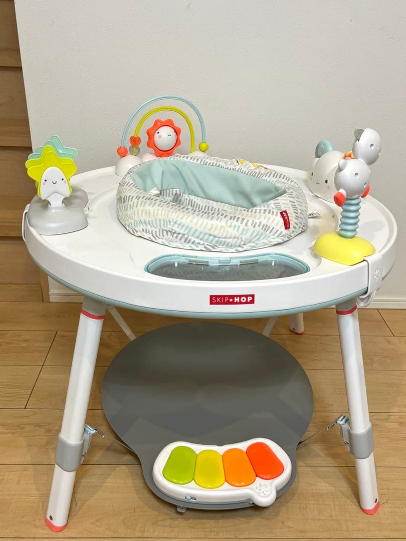 SKIP HOP スキップホップ　アクティビティセンター　シルバー　3ステージ