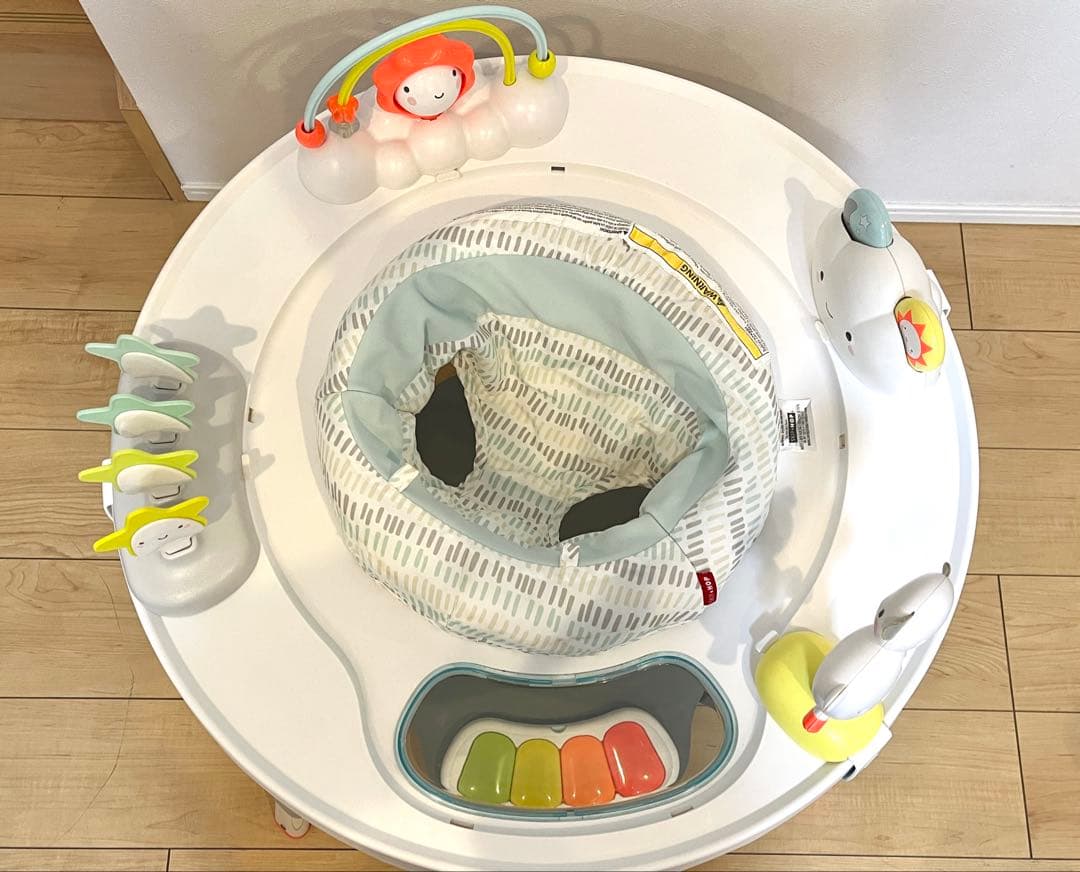 SKIP HOP スキップホップ　アクティビティセンター　シルバー　3ステージ