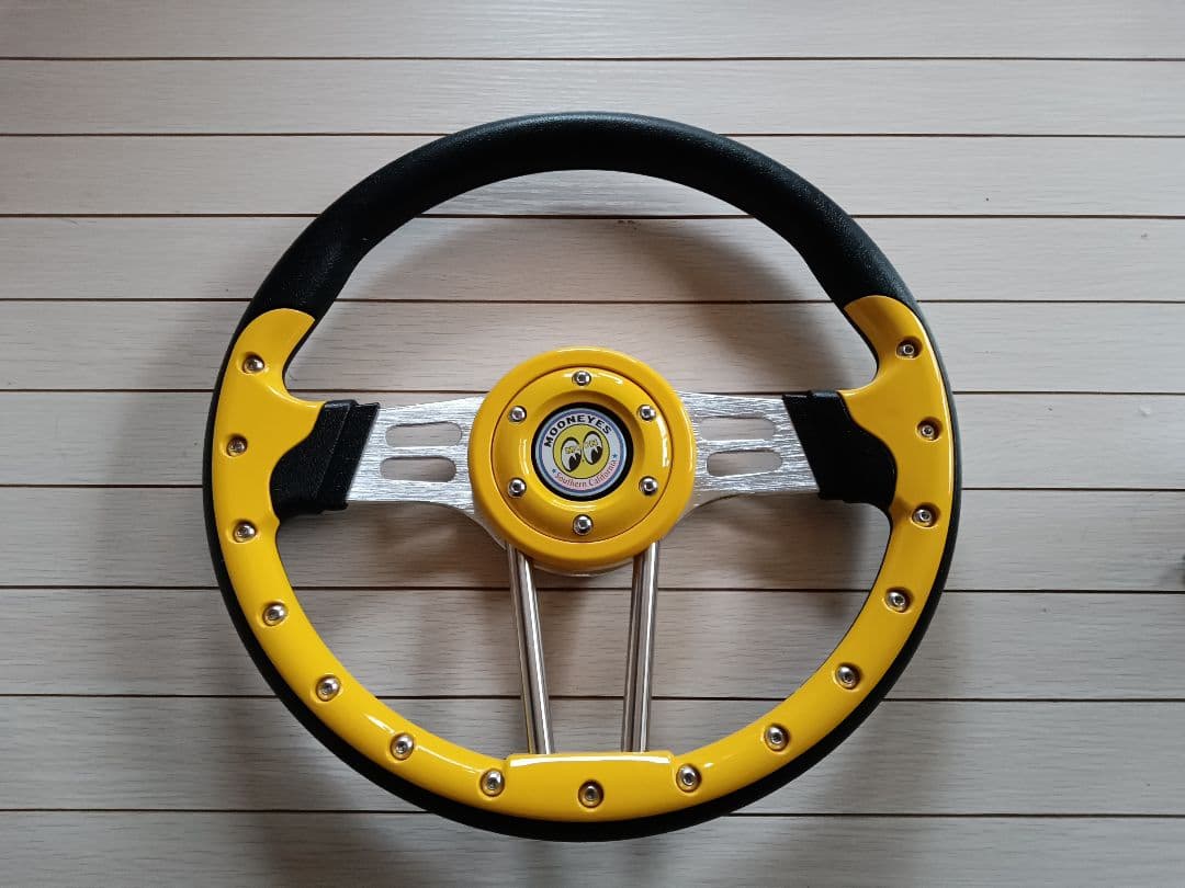 MOON eyes☆カスタムステアリング★35π