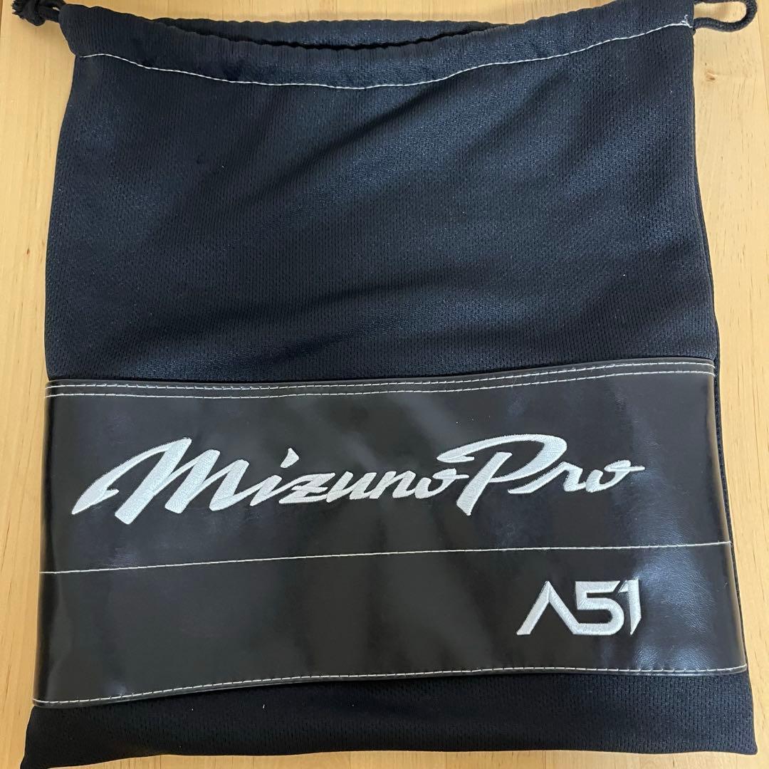 ミズノプロ　A51 軟式左投げ　18N